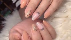 -沫儿·美甲美睫·半永久·皮肤管理