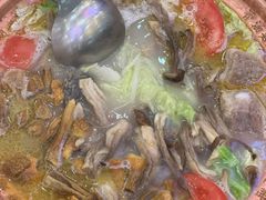 -阿婆情腊排骨火锅(金虹路店)