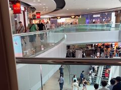 -东荟城名店仓