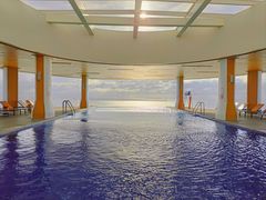-海棠湾仁恒皇冠度假酒店-270°海景餐厅