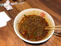 -万记麻辣烫国展总店