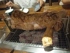 烤羊腿-柿子树炭烤羊腿(金台路店)