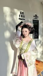 -一揽芳华汉服旗袍体验馆(拙政园店)