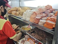 -Bánh Mì Huynh Hoa