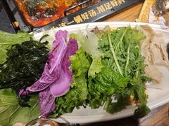-老牌坊云南鱼豆花火锅(爱建店)