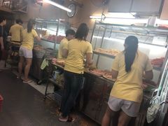 -Bánh Mì Huynh Hoa