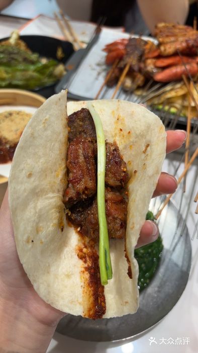 宝记烧烤·碳锅羊肉·羊蝎子火锅·夜食社(文体路创始店)图片