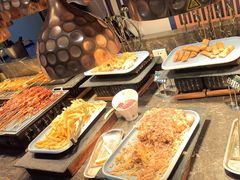 -金马门国际美食百汇(珞喻路店)