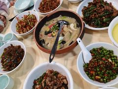 -笨罗卜浏阳菜馆(龙华鹏润达店)