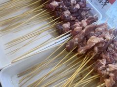 -哈尔滨小酒馆·鲜肉现穿自助烧烤(康新花园店)