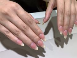 -晨·艺美甲美睫