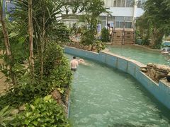 -龙脉温泉室内游泳馆