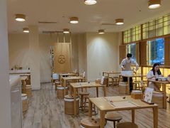-蟹家大院 · 独揽江景(滨江店)