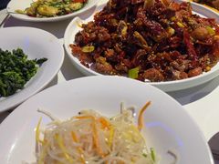 -小河公主秘制烤羊腿(小绿谷店)