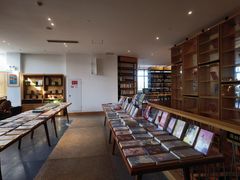 -简屋书店
