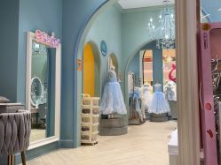 -奈尔宝·儿童乐园·亲子餐厅(华采天地店)