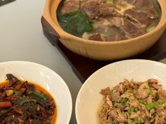 -一坐一忘云南菜(嘉里中心店)