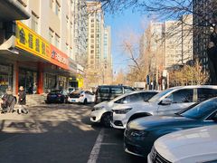 场地-时代网络大厦-停车场