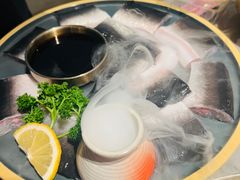 -草家酱蟹炭火烤肉店(珲春南路一店)