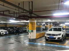 -日月光中心-停车场