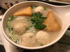 鱼蛋片头河-翠华餐厅(德辅道中店)