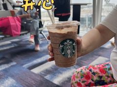 -星巴克(香港国际机场44号闸店)