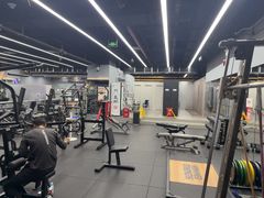 -VLines耀能运动24小时·月付制健身(京广桥店)