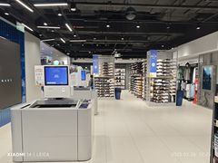 -迪卡侬(环球港店)