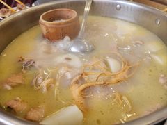 -朴小妹人参鸡汤火锅(长白山万达店)
