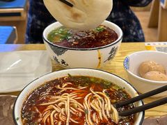 -德元兰州纯汤牛肉面