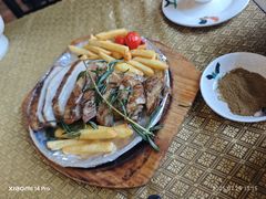 -南沙游艇会·大兵船餐厅