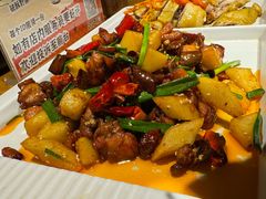 -隔壁老王·家常云南菜(花巷店)