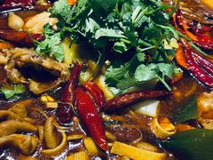 肥肠牛蛙煲-马头巷·隐庐居·红油大虾(园区店)