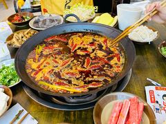 -黄潇洒老火锅(九眼桥宏济巷店)