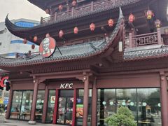 -巴陵广场