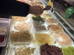 -成都你六姐·牛肉冒菜(城市集市合生汇店)