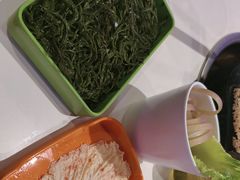 -钢管厂五区小郡肝串串香(蜀都万达店)