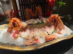 -蟹犇前•帝王蟹雪蟹(陆家嘴店)