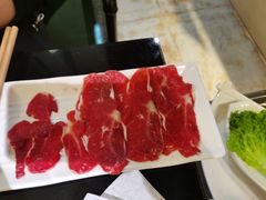 -潮汕三宝鲜牛肉火锅