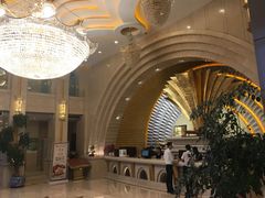 -碧中海汤泉汗蒸酒店