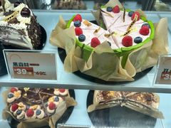 -卷们·现制生日蛋糕·蓝风车动物奶油(金源店)