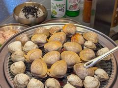 -围炉肉舍•炭烤活鳗•丹东海鲜烤肉(步行街店)