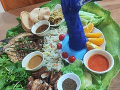 -沐毫傣泐云南菜孔雀宴•手抓饭傣味烧烤(曼听公园店)