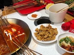 -牛华八婆麻辣烫(龙湖U城店)