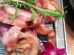 特色三拼饼-老滇山寨•云南特色菜•地方菜•民族风情歌舞表演(金碧店)