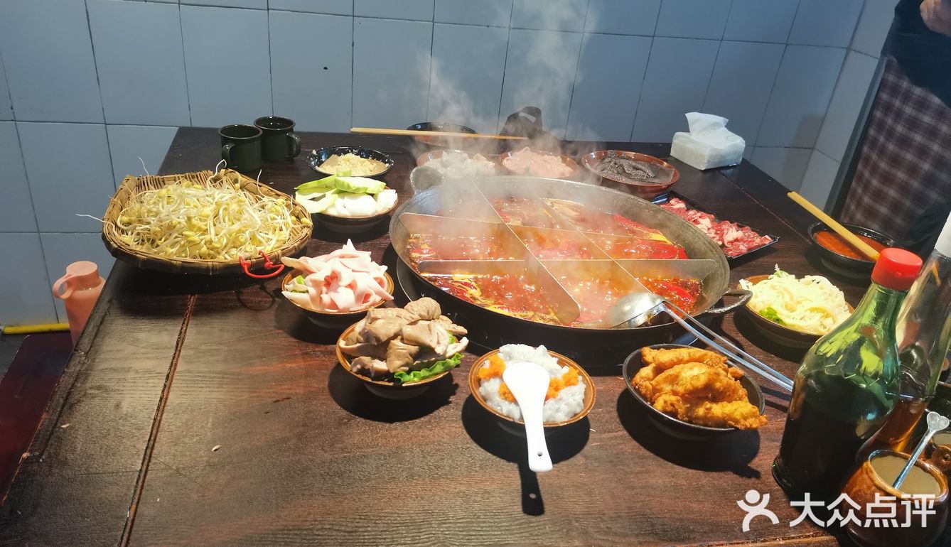 吃最正宗重庆老火锅