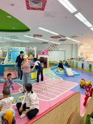-孩子王童乐园(武汉永旺店)