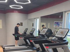 -VLines耀能运动Space&Flow(国贸店)