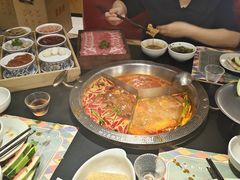 三拼奔驰锅-廖掌柜·重庆鲜货火锅(上海首店)