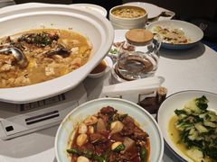 -海鸿荟·沿江菜(中山北路店)